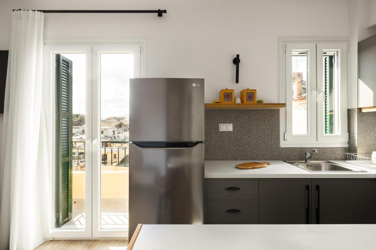 Leonidas - Annunziata Luxury Penthouse コルフ島 エクステリア 写真